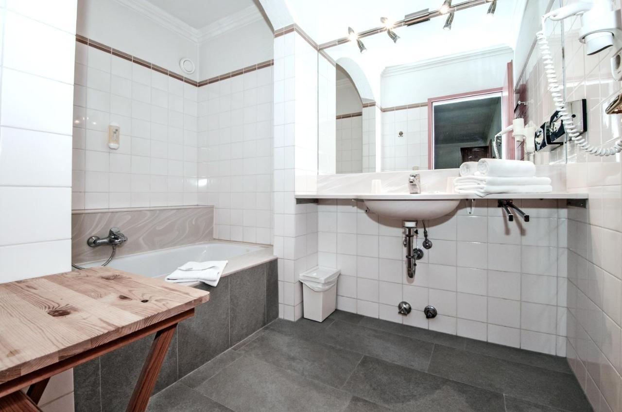 Hotel Unterbrunn Apartments & Gaestehaus Neukirchen am Großvenediger Eksteriør bilde